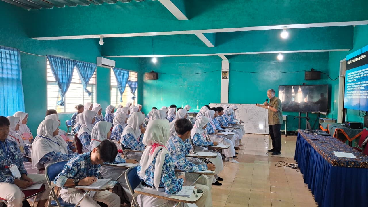 Kegiatan Pembekalan LDKS